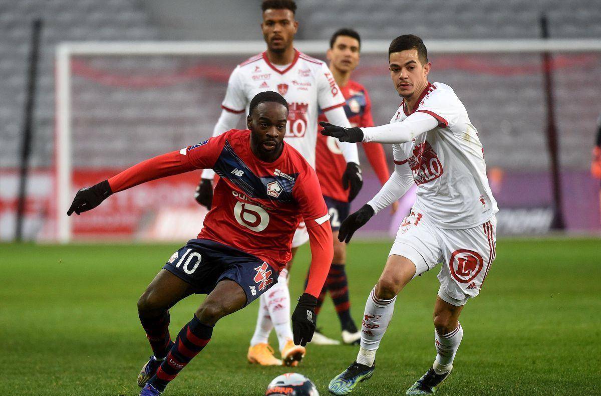 显著降低首 显著降低首